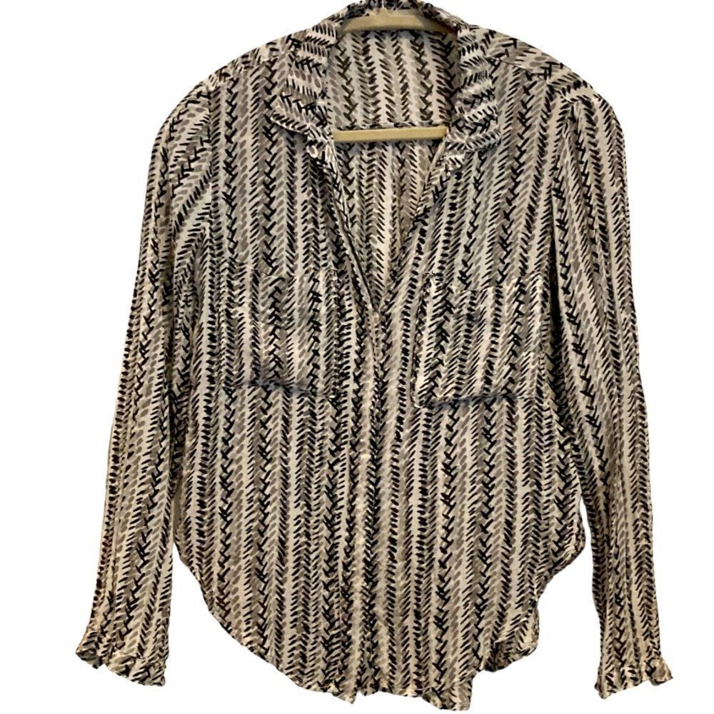 Bella Dahl BLACK and gray lightweight blouse with #design size extra small